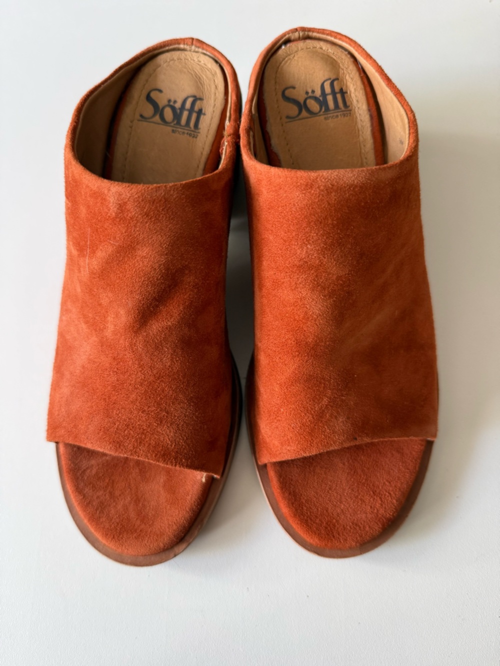 Söfft Open-Toe Suede Slide Sandals in Rust Orange